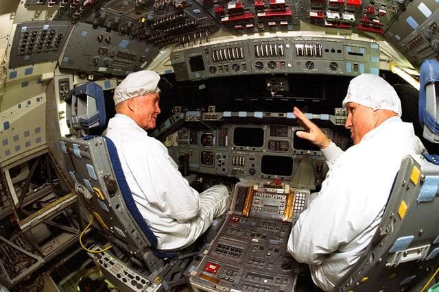 NASA image: KSC-98pc193