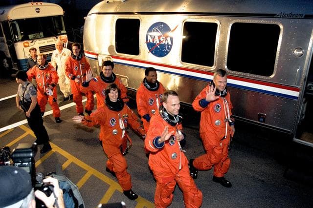 NASA image: KSC-98pc214