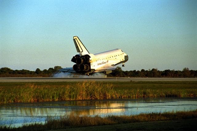 NASA image: KSC-98pc248