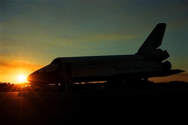 NASA image: KSC-98pc260