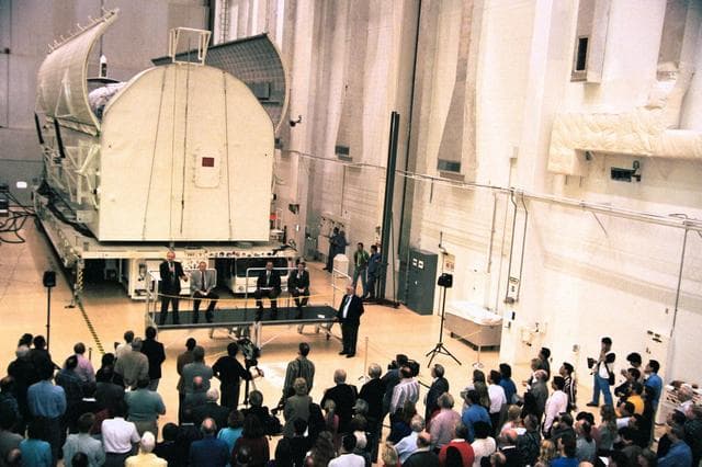 NASA image: KSC-98pc280