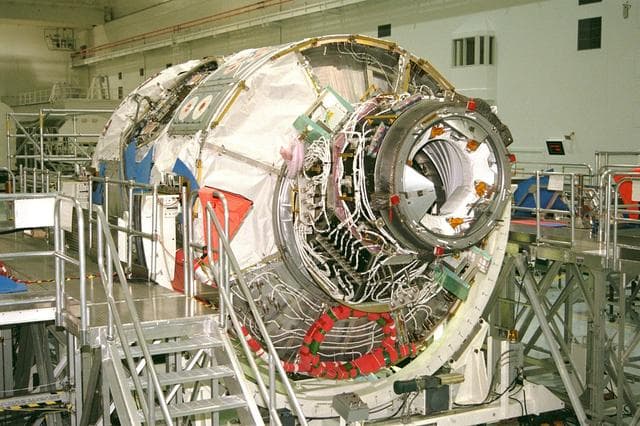 NASA image: KSC-98pc348