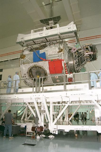 NASA image: KSC-98pc351