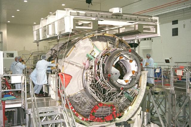 NASA image: KSC-98pc352