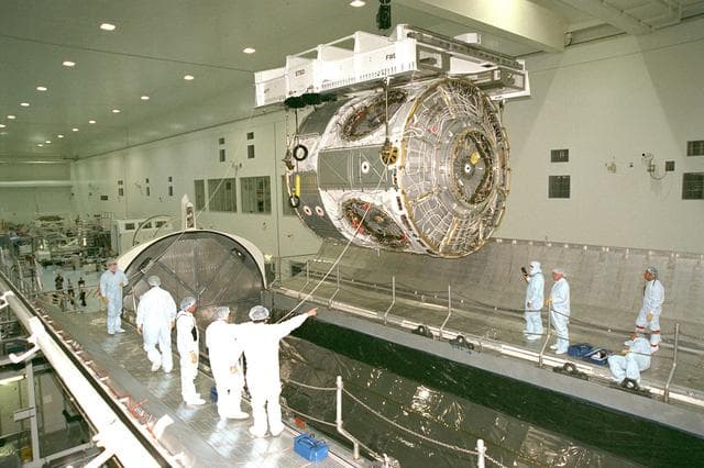 NASA image: KSC-98pc356