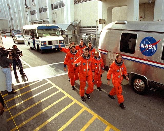 NASA image: KSC-98pc441