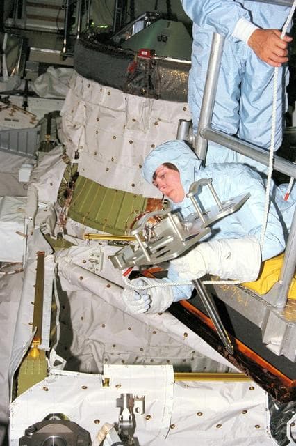 NASA image: KSC-98pc469
