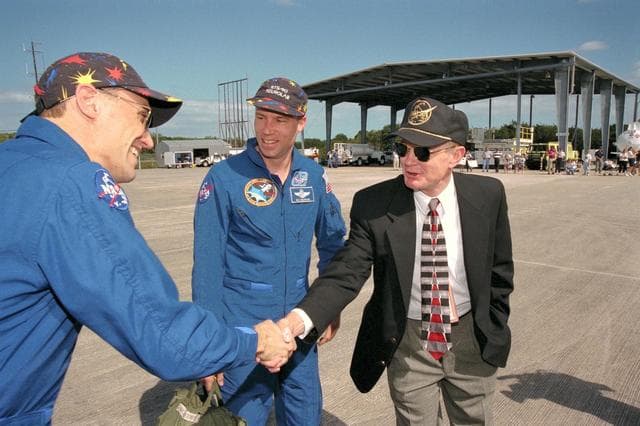NASA image: KSC-98pc475