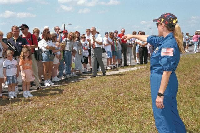 NASA image: KSC-98pc479