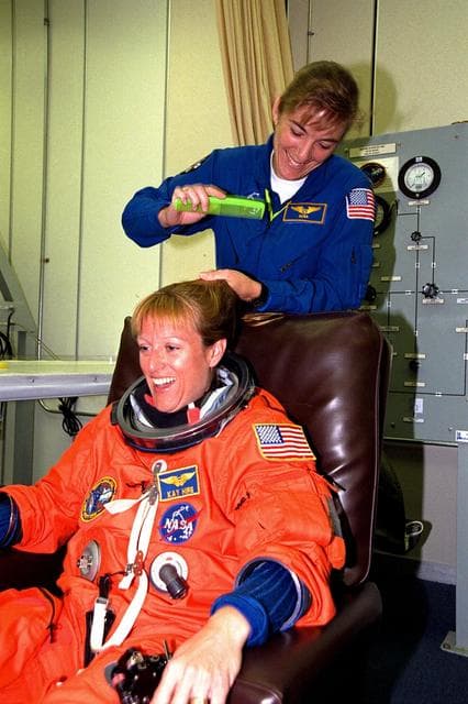 NASA image: KSC-98pc489