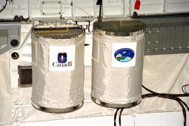 NASA image: KSC-98pc522
