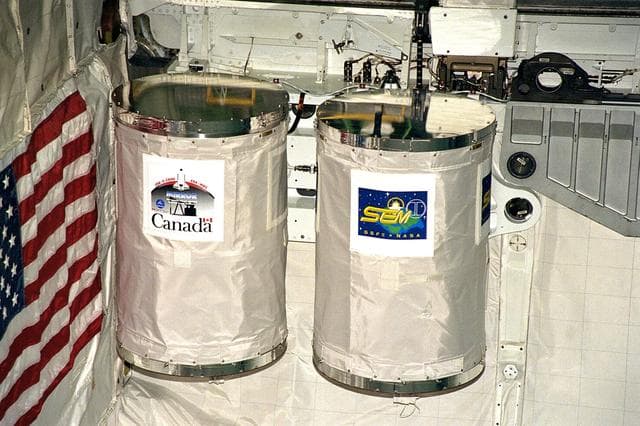 NASA image: KSC-98pc523