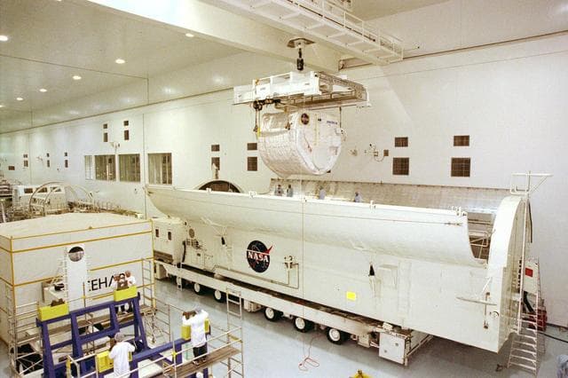 NASA image: KSC-98pc543