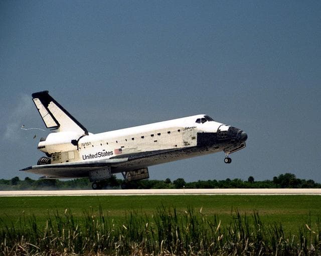 NASA image: KSC-98pc553