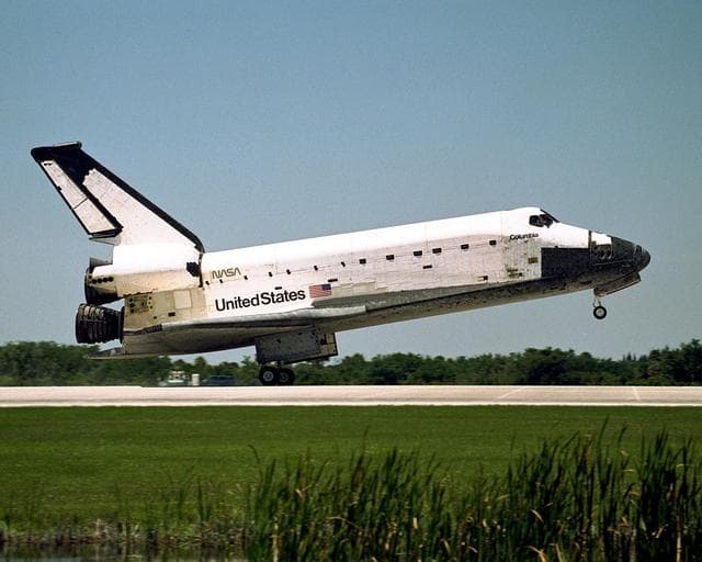 NASA image: KSC-98pc555