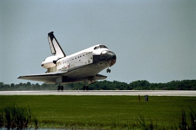 NASA image: KSC-98pc557