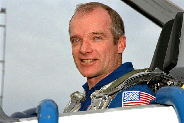 NASA image: KSC-98pc580
