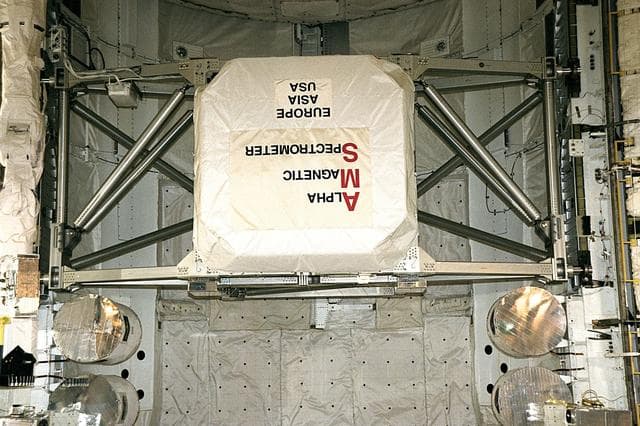 NASA image: KSC-98pc639