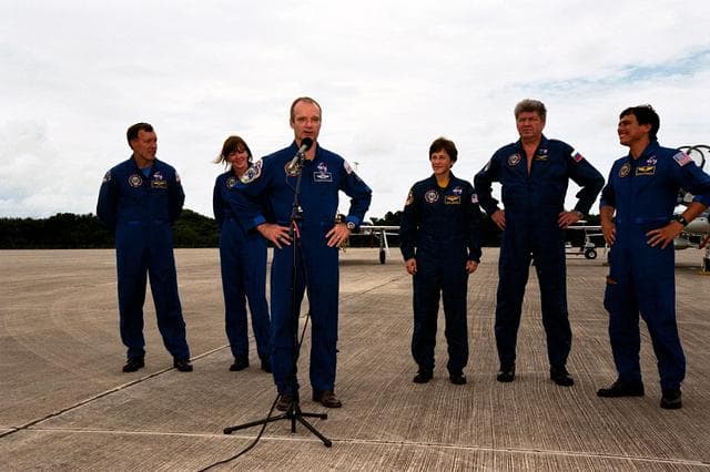 NASA image: KSC-98pc661