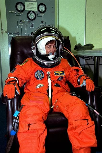 NASA image: KSC-98pc678