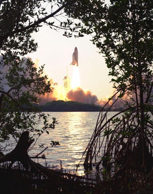 NASA image: KSC-98pc685