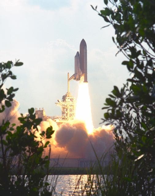 NASA image: KSC-98pc686