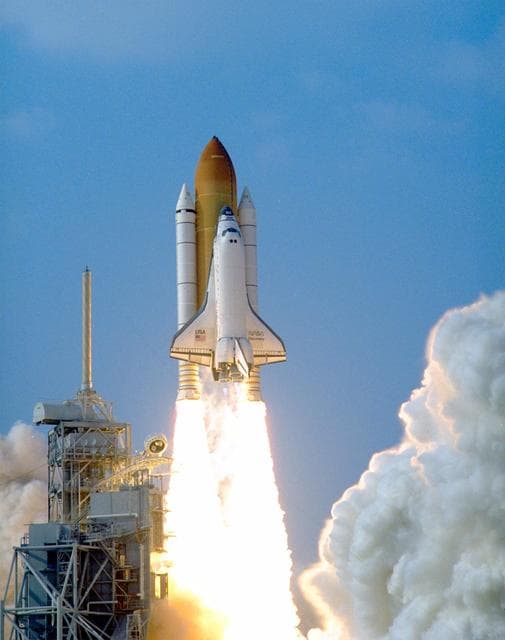 NASA image: KSC-98pc689
