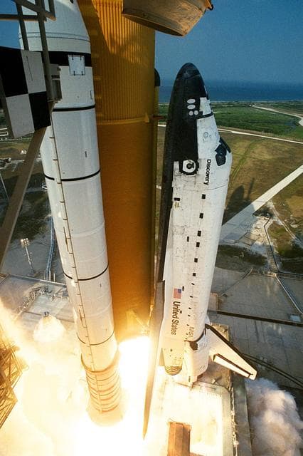 NASA image: KSC-98pc692