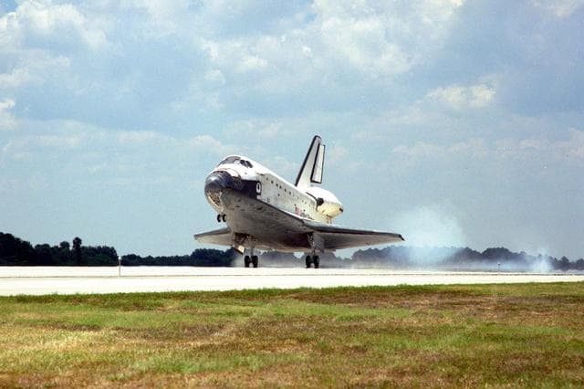 NASA image: KSC-98pc747