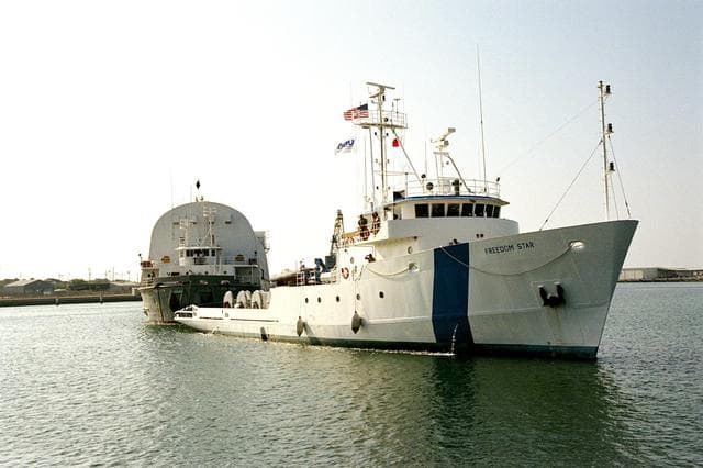 NASA image: KSC-98pc758