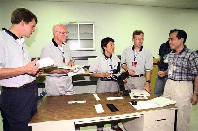 NASA image: KSC-98pc831