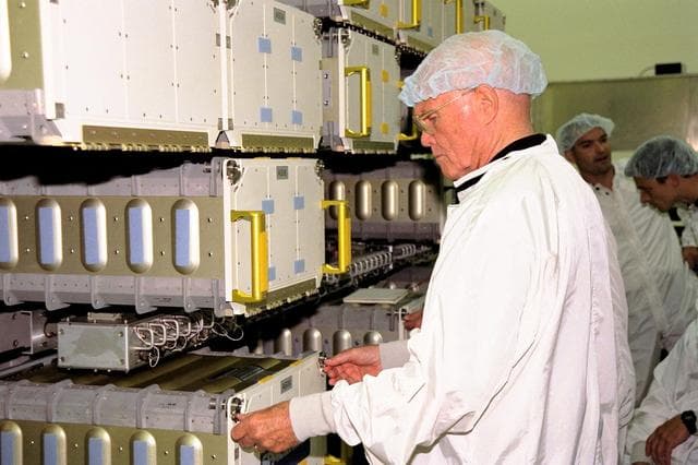 NASA image: KSC-98pc833