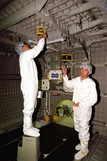 NASA image: KSC-98pc834