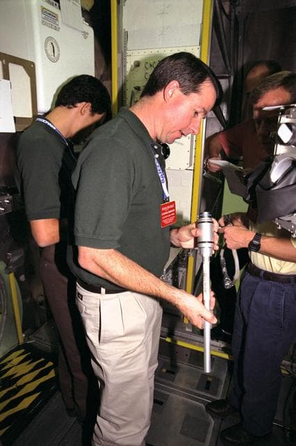 NASA image: KSC-98pc853
