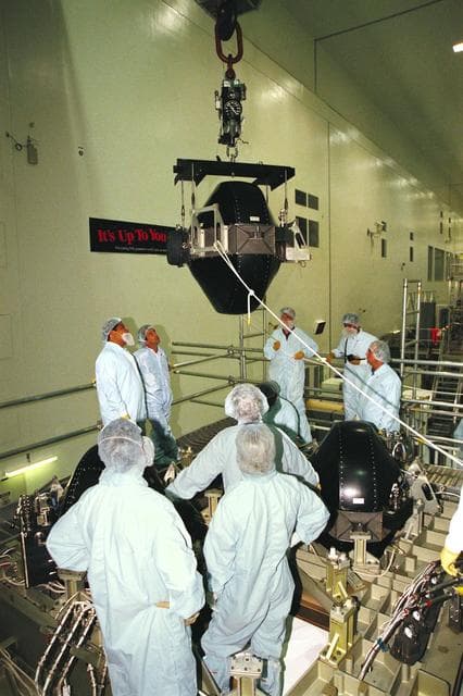 NASA image: KSC-98pc869