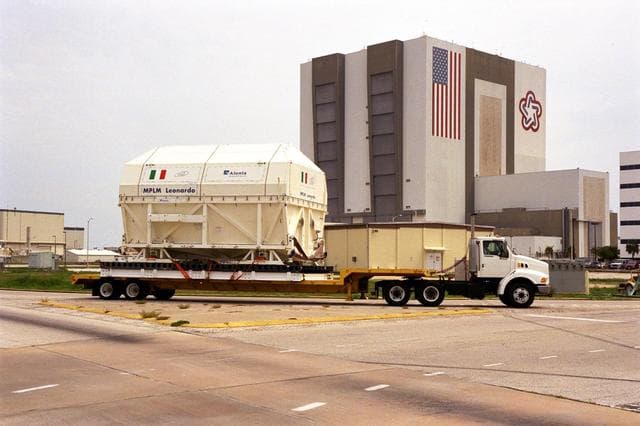 NASA image: KSC-98pc882