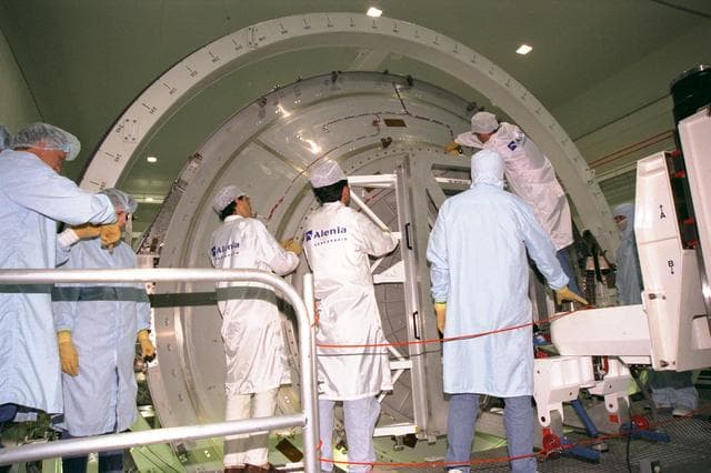 NASA image: KSC-98pc894