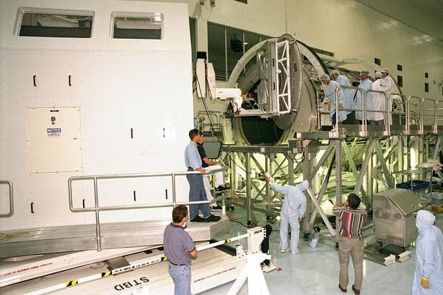 NASA image: KSC-98pc896