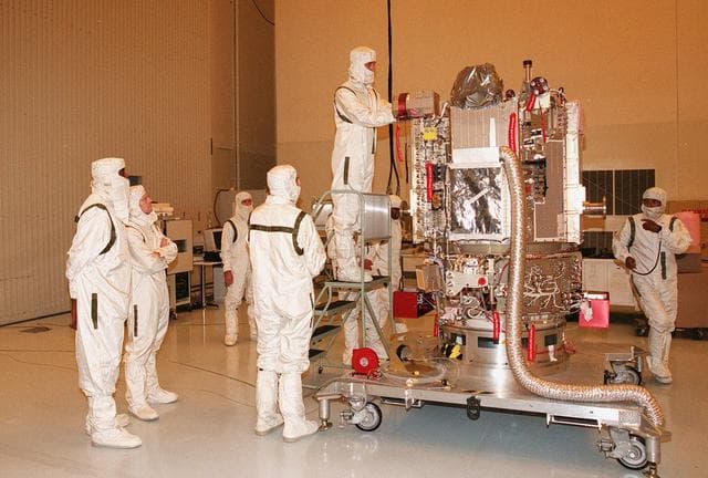 NASA image: KSC-98pc934