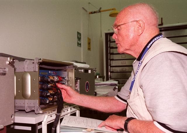 NASA image: KSC-98pc964