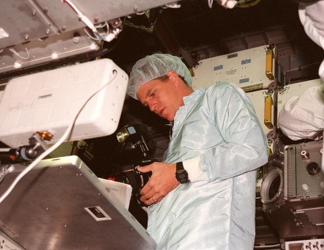 NASA image: KSC-98pc967