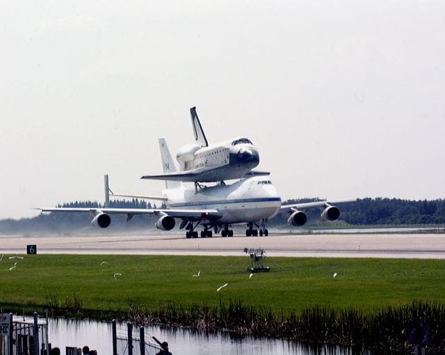 NASA image: KSC-99padig007