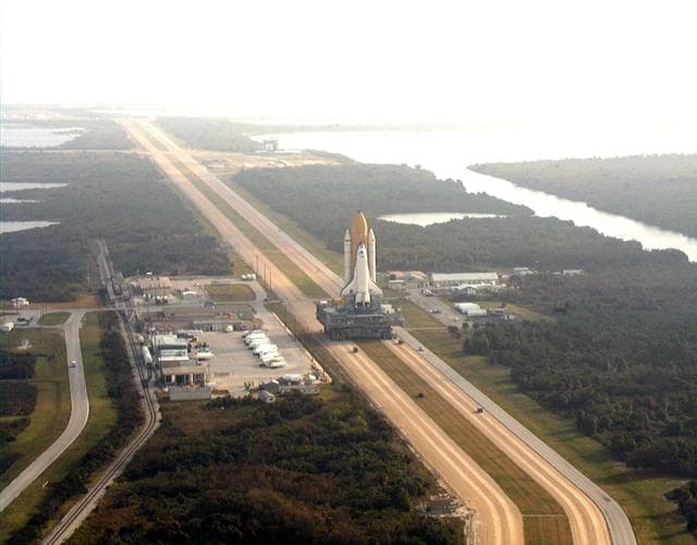 NASA image: KSC-99padig033