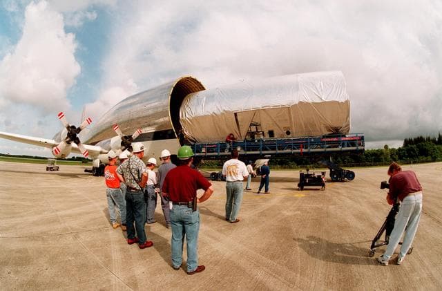 NASA image: KSC-99pd0675