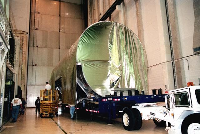 NASA image: KSC-99pd0680