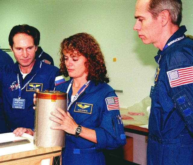 NASA image: KSC-99pp0208