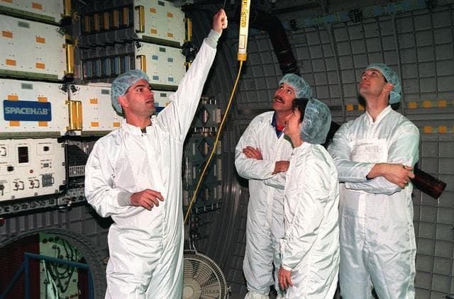 NASA image: KSC-99pp0217