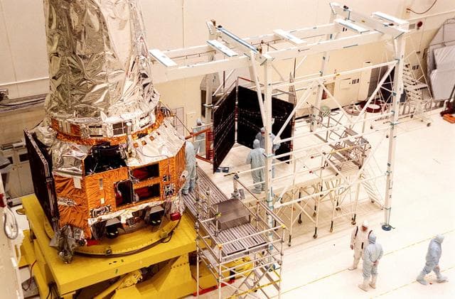 NASA image: KSC-99pp0356