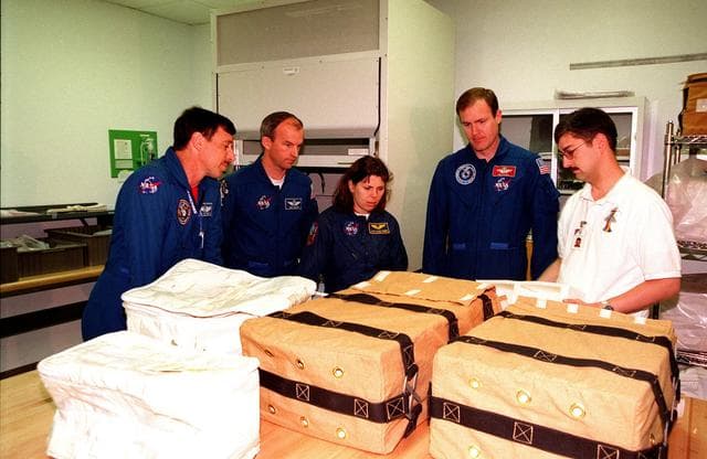 NASA image: KSC-99pp0367