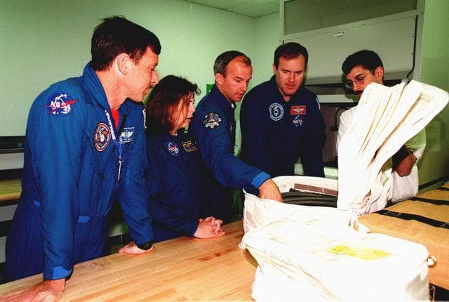 NASA image: KSC-99pp0369